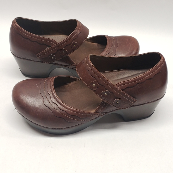 dansko mary janes 38